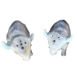 Vtg MCM Relco Ceramic Buffalo Bison Ox Salt Pepper Shakers Cork Stopper Kitsch